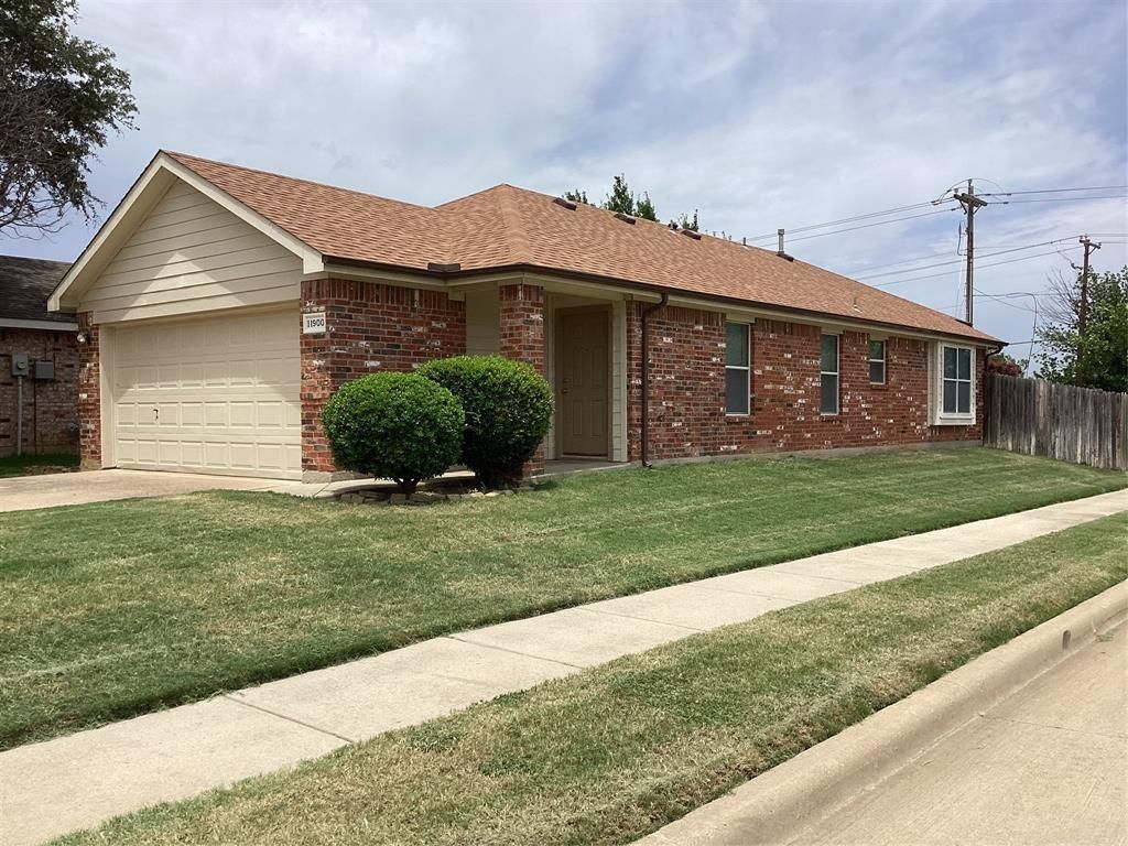 11900 Porcupine Drive, Fort Worth