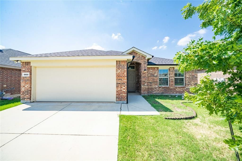8900 Devonshire Drive, Fort Worth