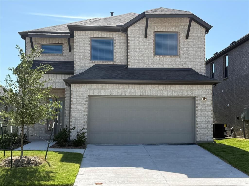 1233 Wolfsbane Drive, Lavon