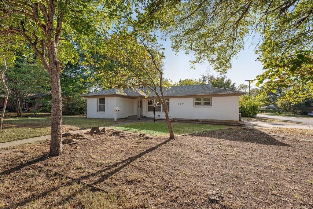 2217 Glenwood, Denton