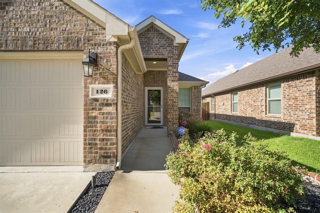 126 Redding Lane, Red Oak