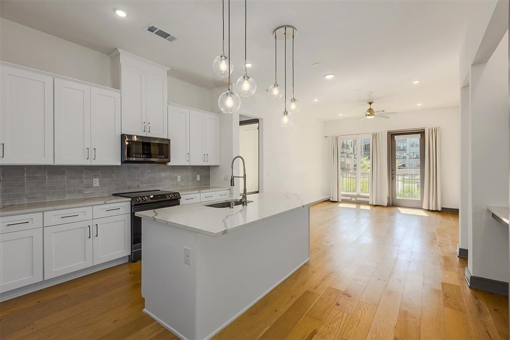 2700 Old Denton Road 1044, Carrollton
