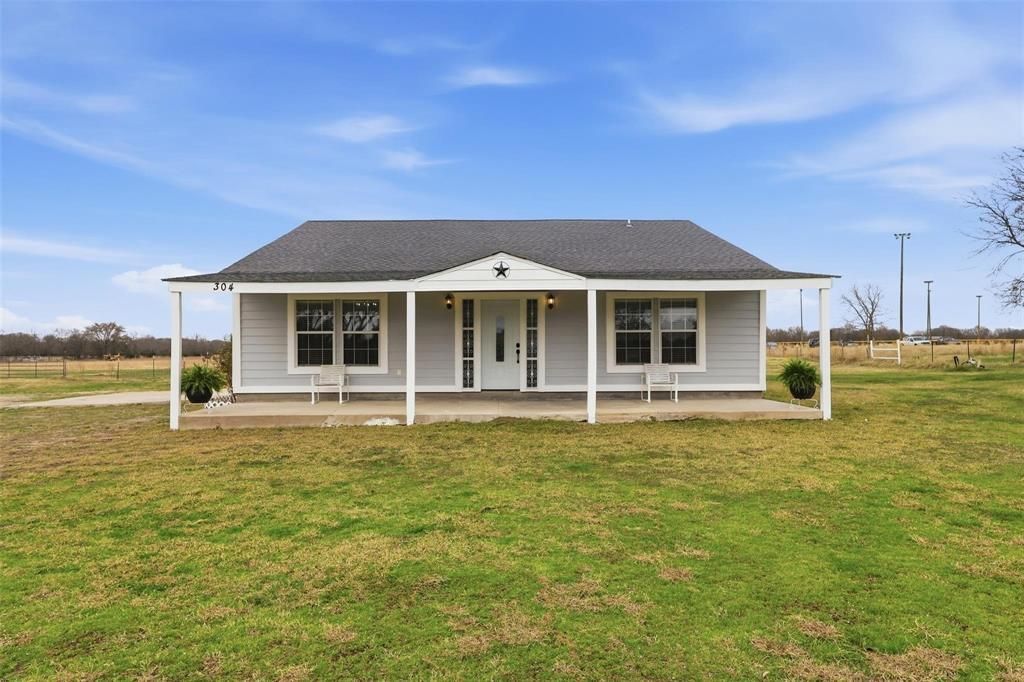 304 County Road 2260, Greenville