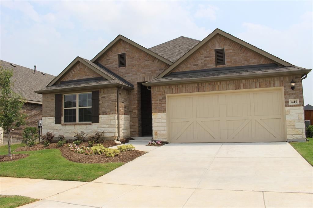1416 Avalon Court, Celina