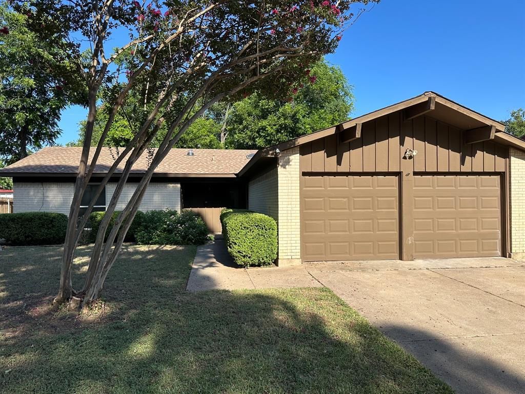 1908 Kerry Drive, Arlington