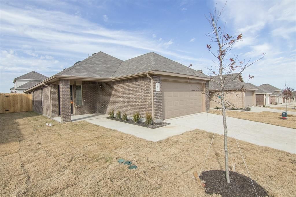 1602 Bobolink Drive, Ennis