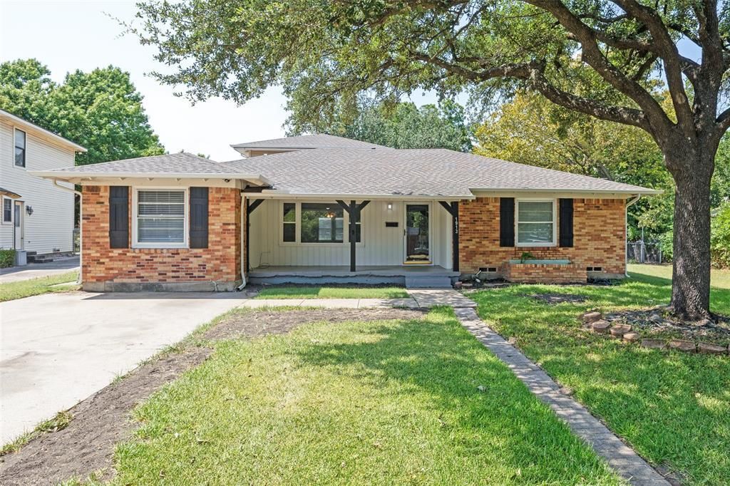 1913 Landa Drive, Garland