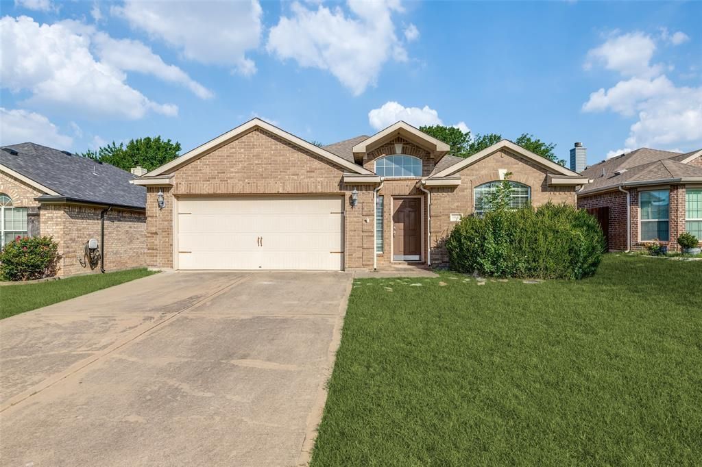 1800 Black Willow Trail, Anna