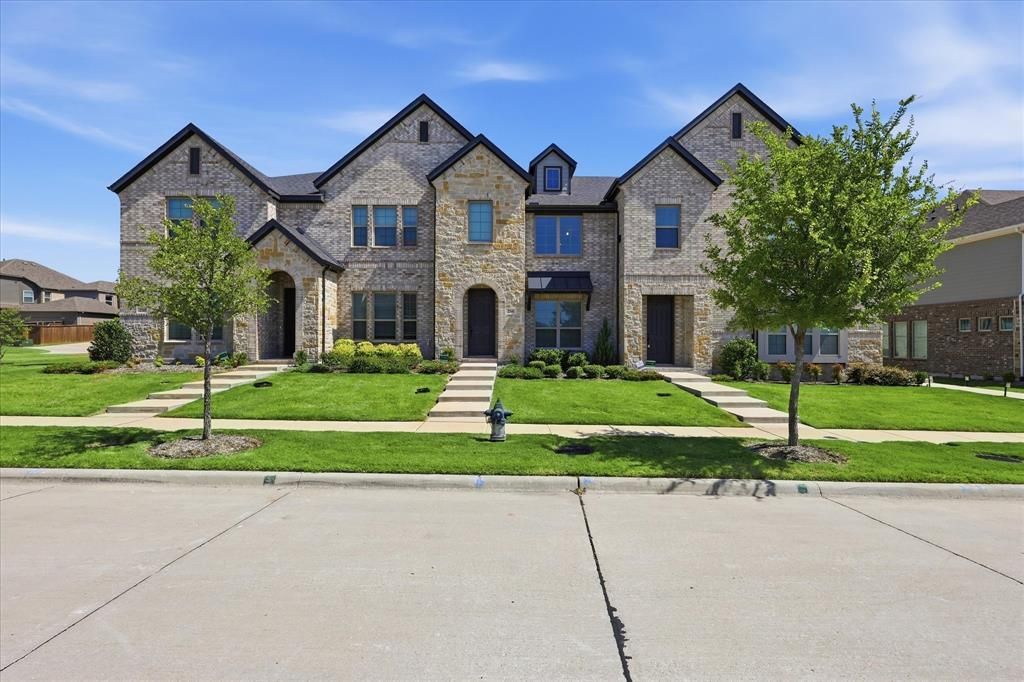 2537 Buttonbush Lane, Garland