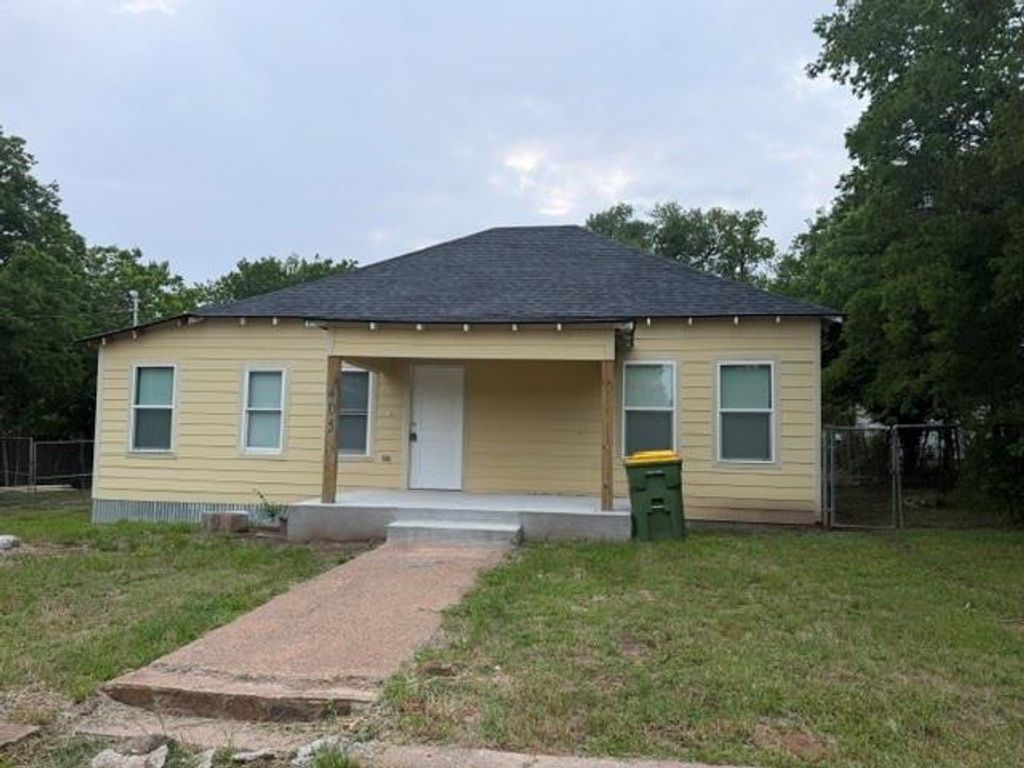 405 E Evans Street, Hearne