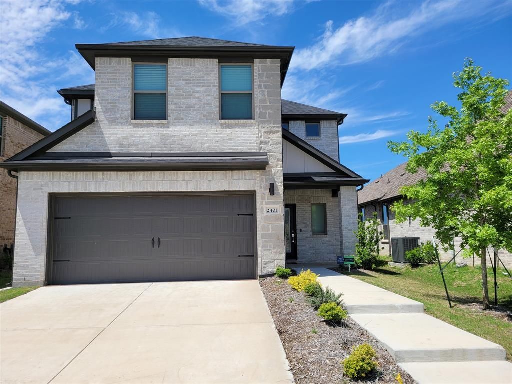 2401 Green River, Royse City