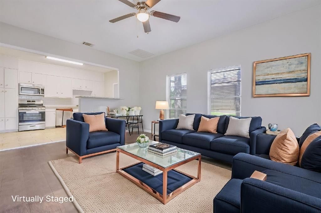 107 Windsor Court, Weatherford