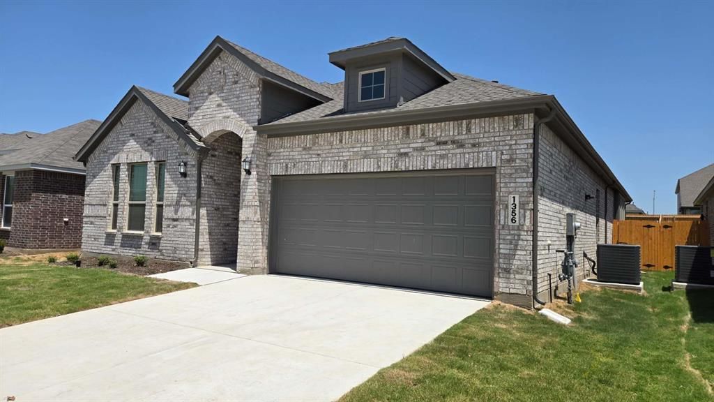 1356 Saddle Sky Trail, Haslet