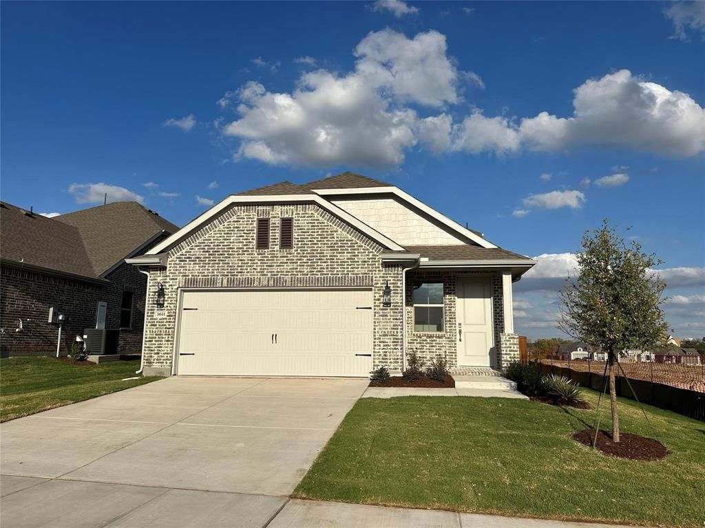 3611 Cloverleaf, Sherman