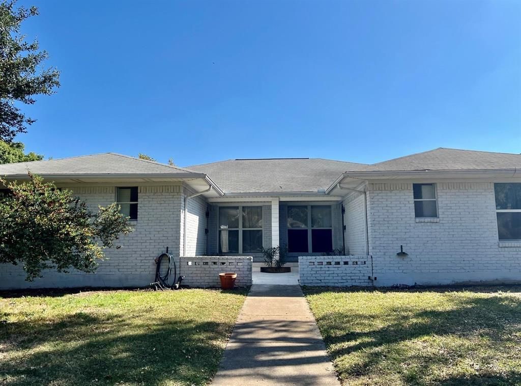 7412 Walling Lane, Dallas