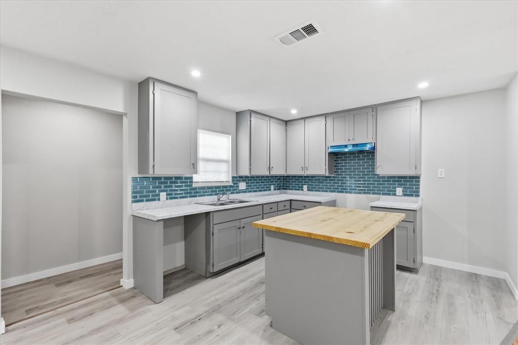 3523 Dutton Drive, Dallas