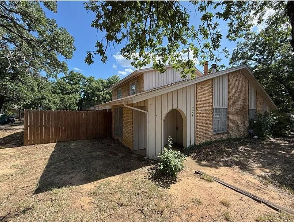 730 Londonderry Lane 734, Denton