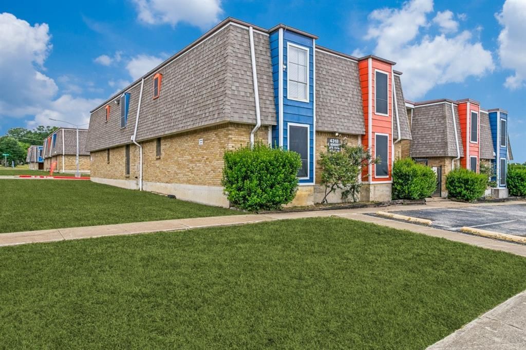 4317 Baldwin Street 4318-201, Fort Worth