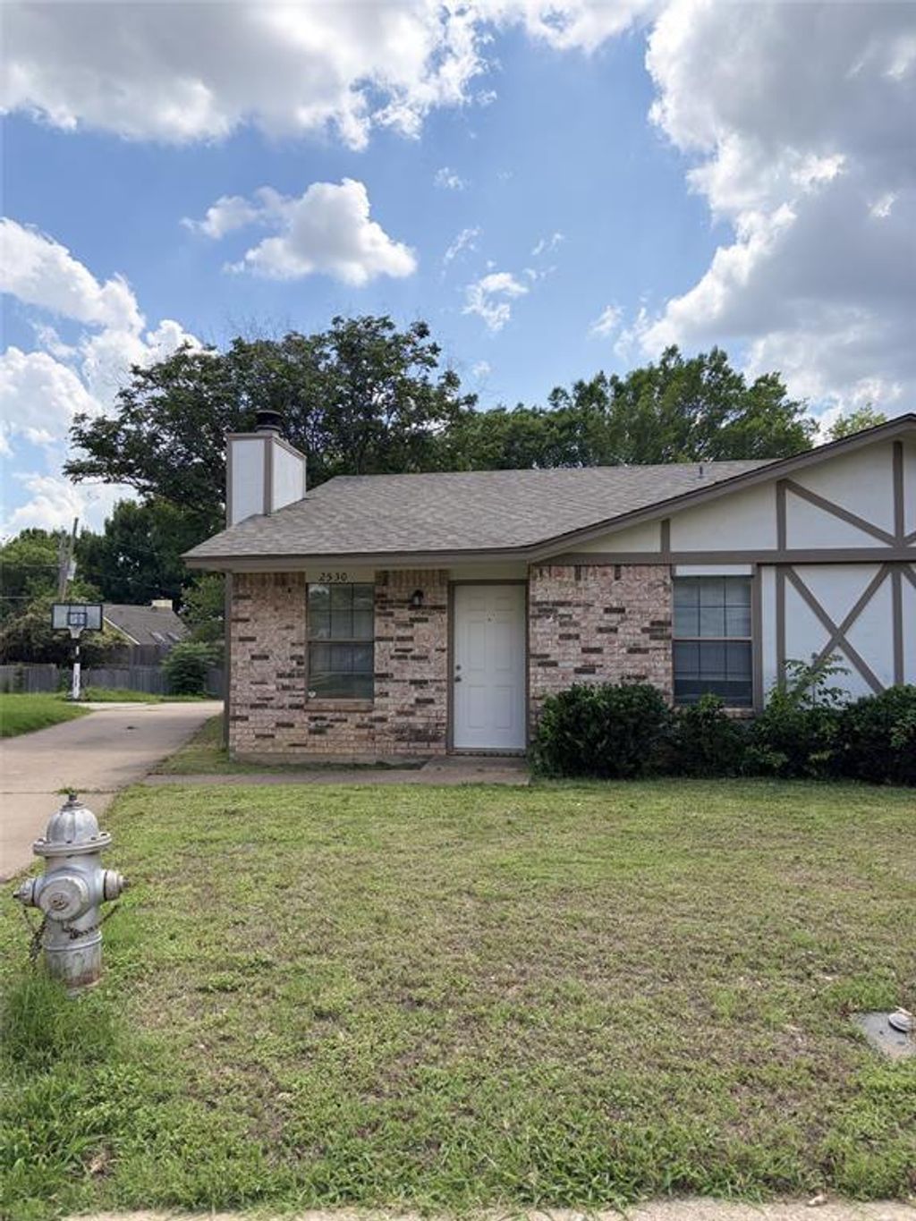 2530 Indigo Lane, Arlington