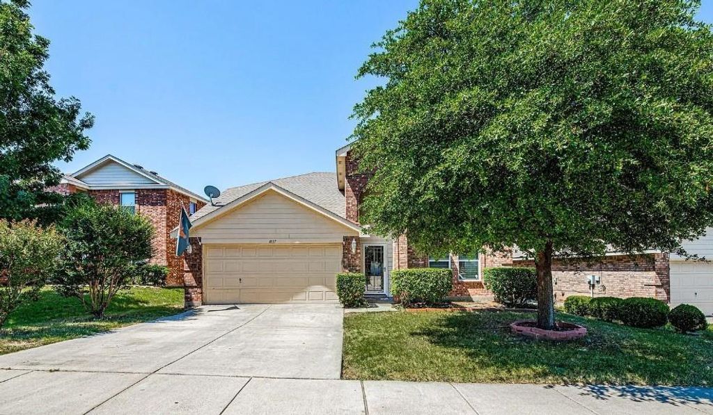 4937 Parkview Hills Lane, Fort Worth