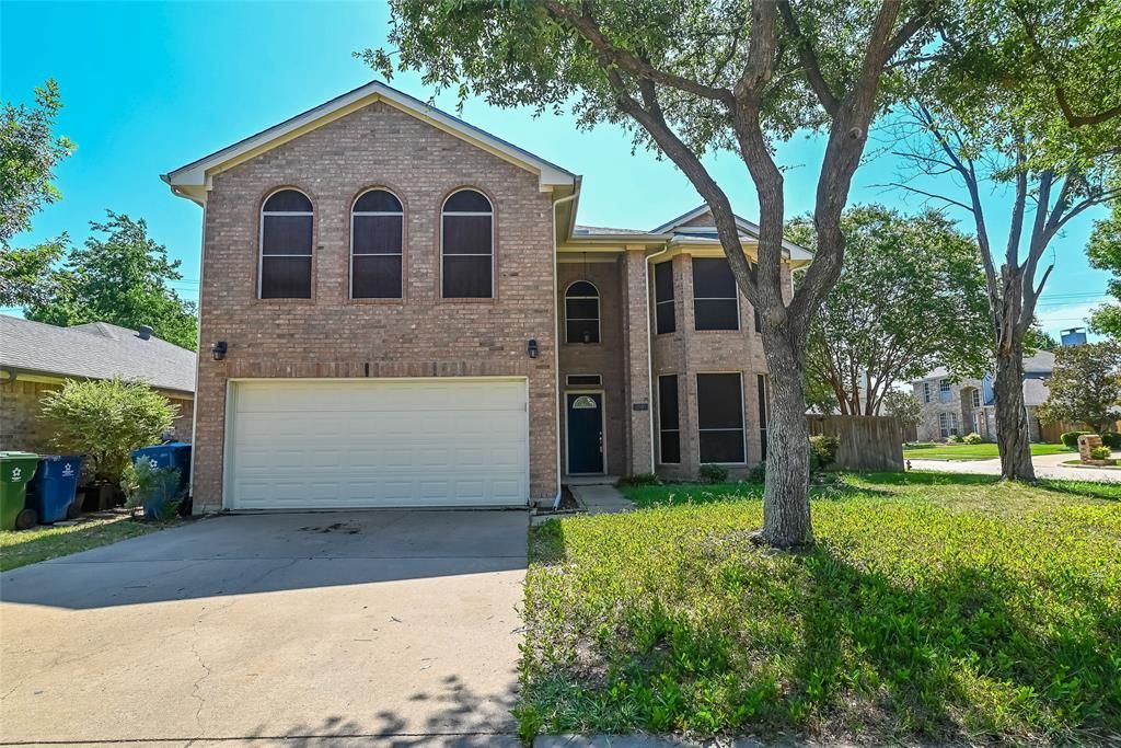 2100 Newport Drive, Flower Mound