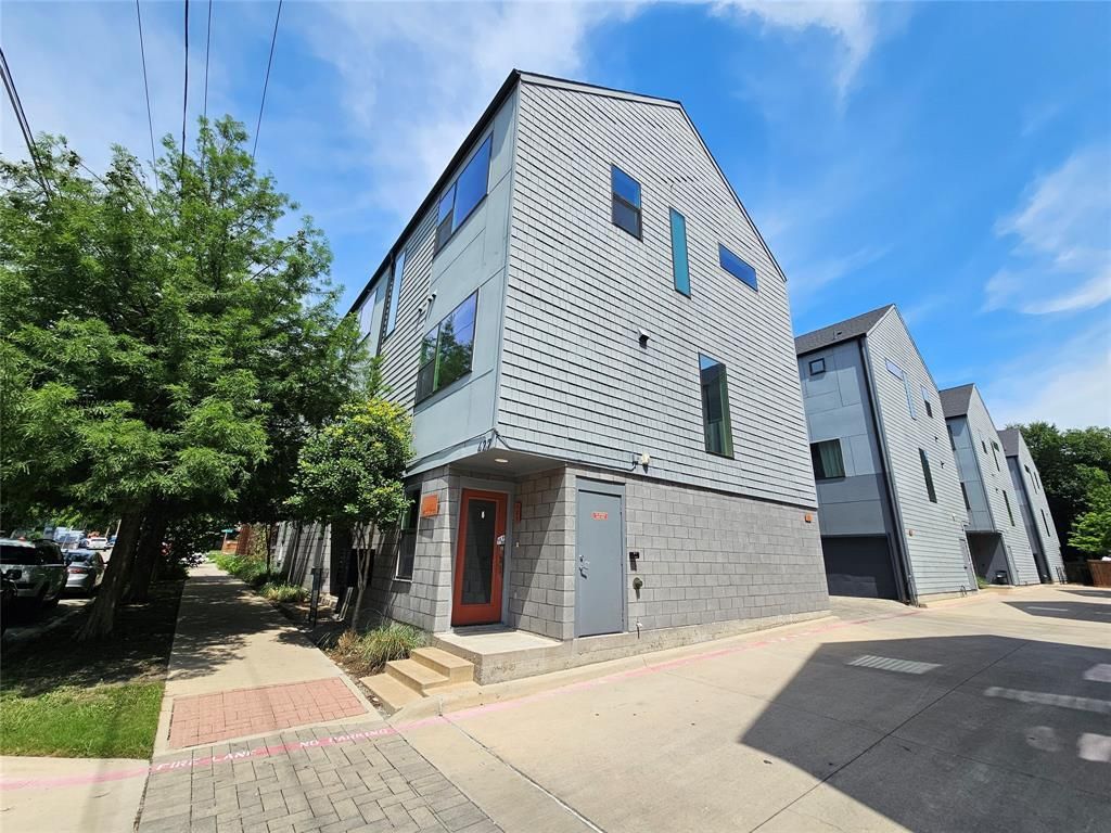 427 W 10th Street 101, Dallas