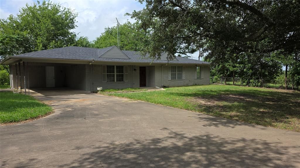 1664 Hwy 56 E, Bonham