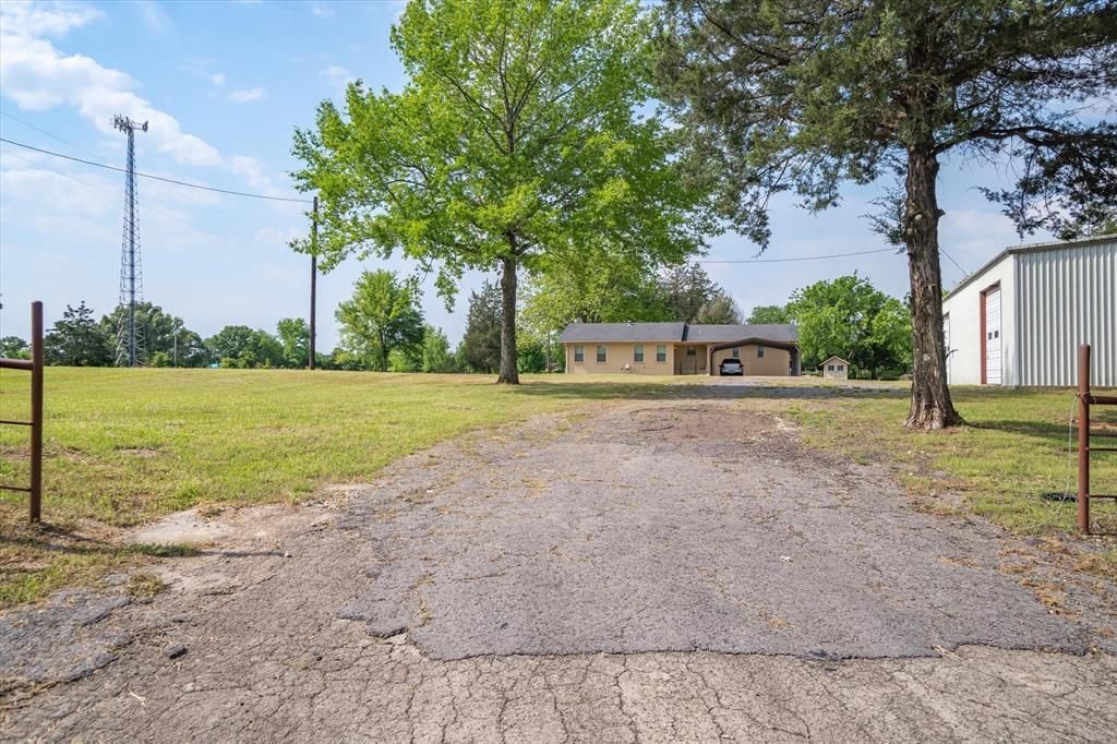 14773 Fm 1255, Canton