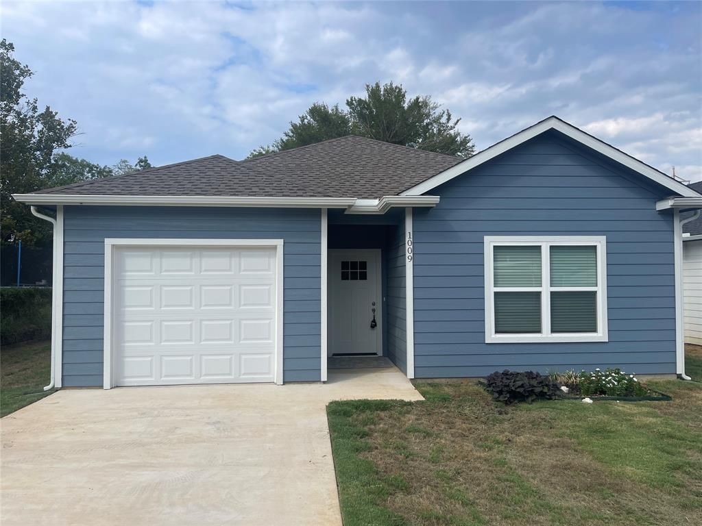 1009 Dubois Street, Denison
