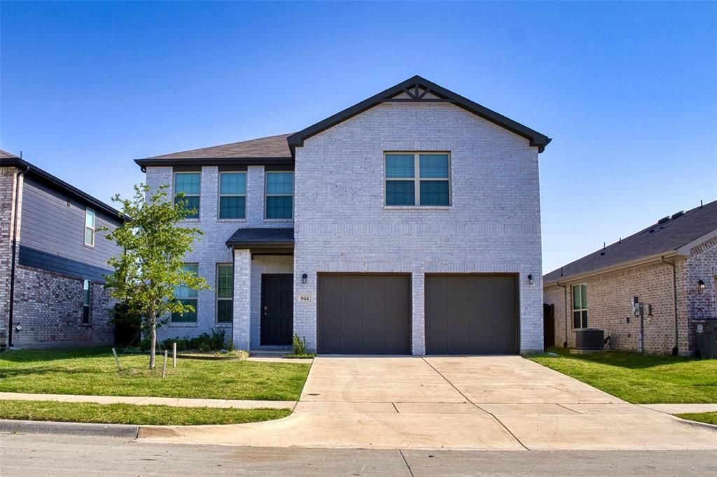 944 Ravenwood Lane, Van Alstyne