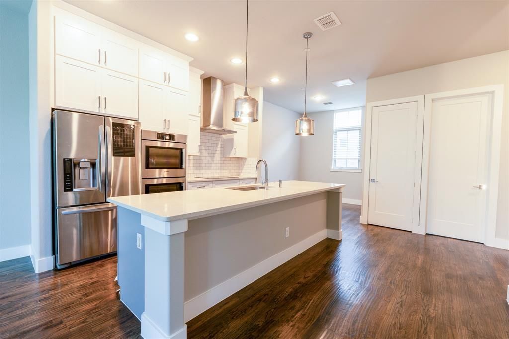 2514 Vintage Street, Farmers Branch