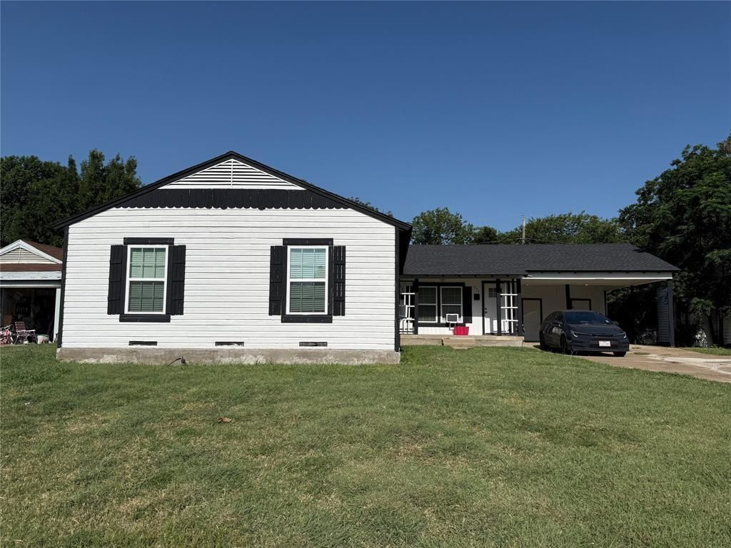 205 22nd Street, Grand Prairie