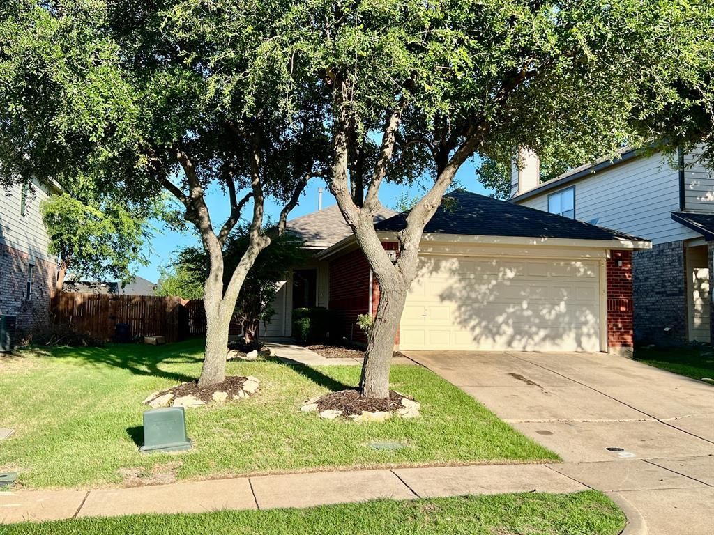 11617 Bobcat Drive, Fort Worth