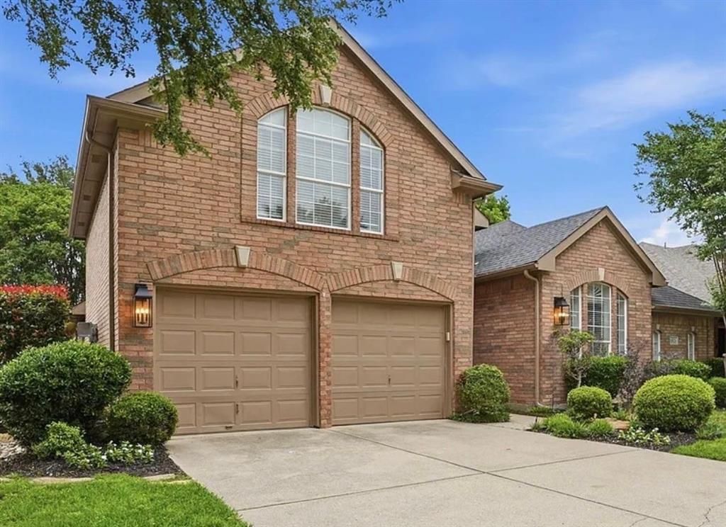 1921 Old York Drive, Keller