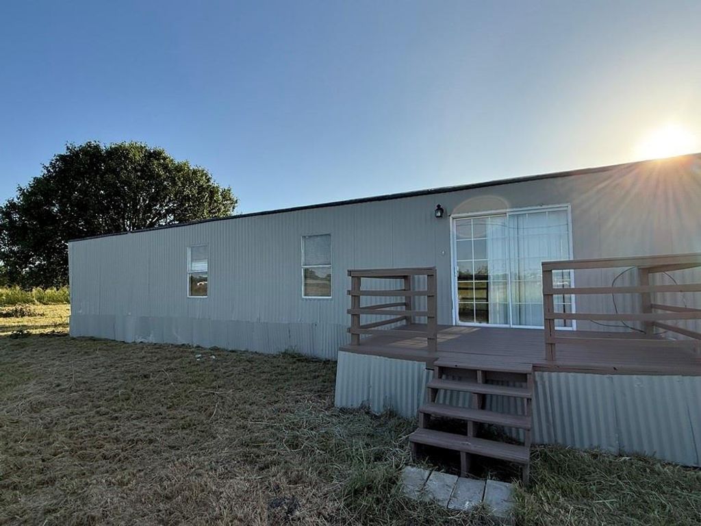 8514 County Road 623, Blue Ridge