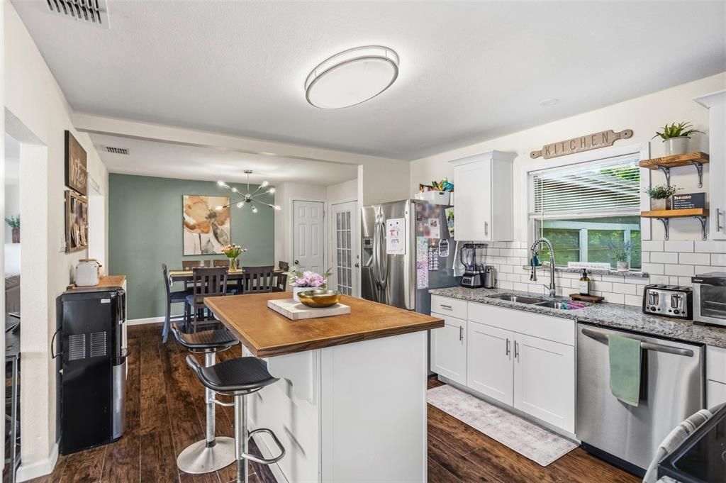 516 E Wintergreen Road, DeSoto