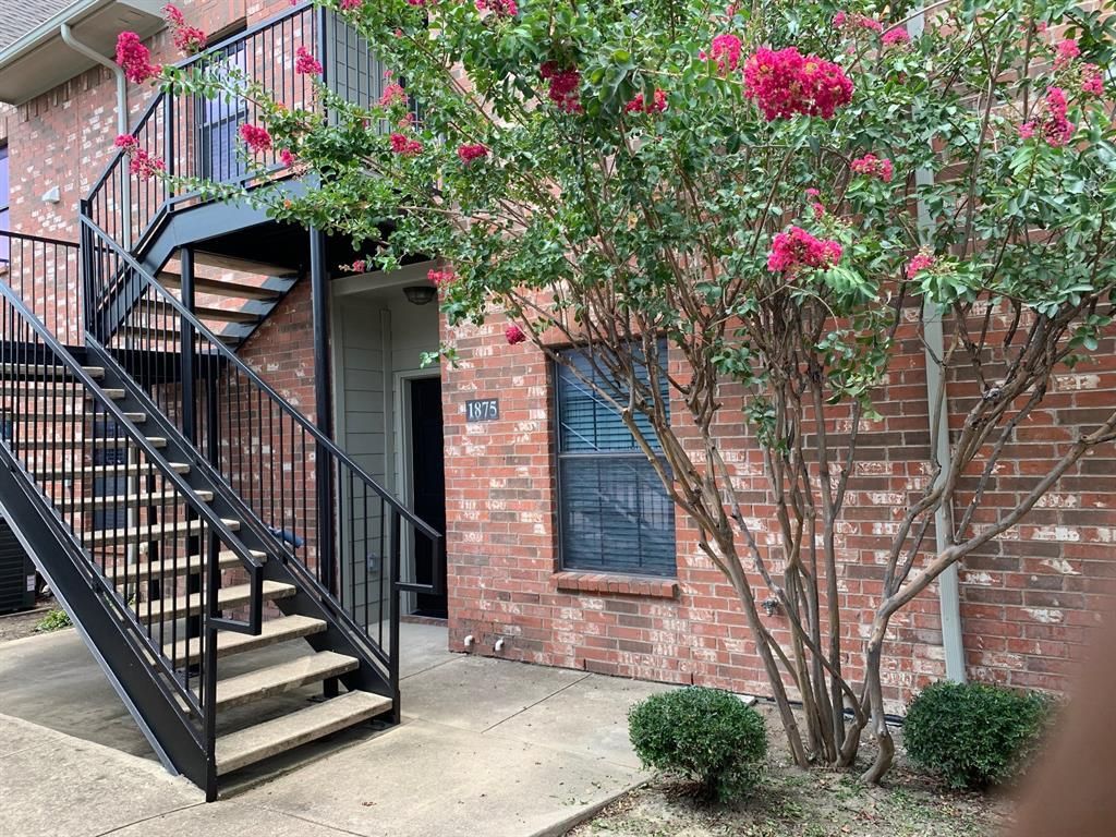 1875 Signal Ridge Place, Rockwall