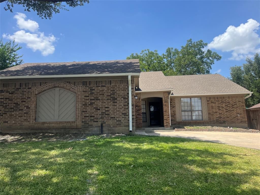 2621 Independence Drive, Mesquite