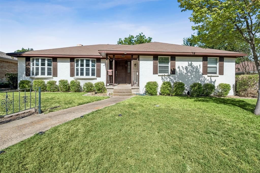 5929 Canterview Drive, Dallas