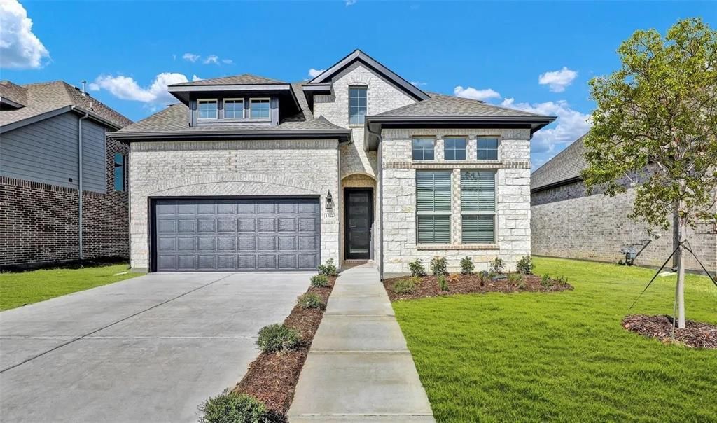 1127 Parkfield Road, Royse City
