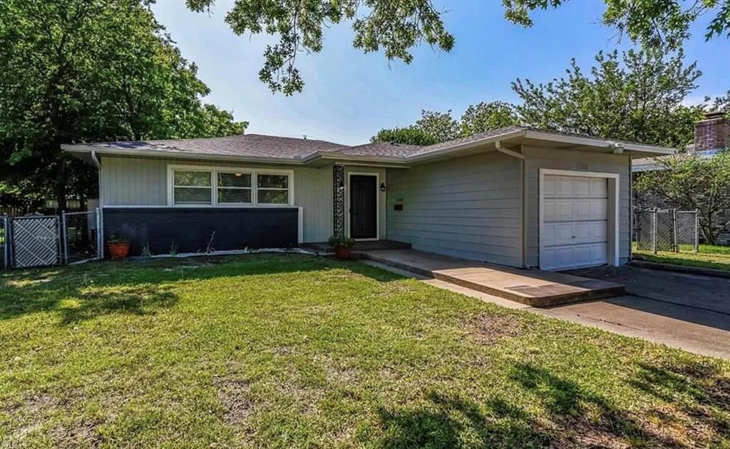 1508 N Highland Avenue, Sherman
