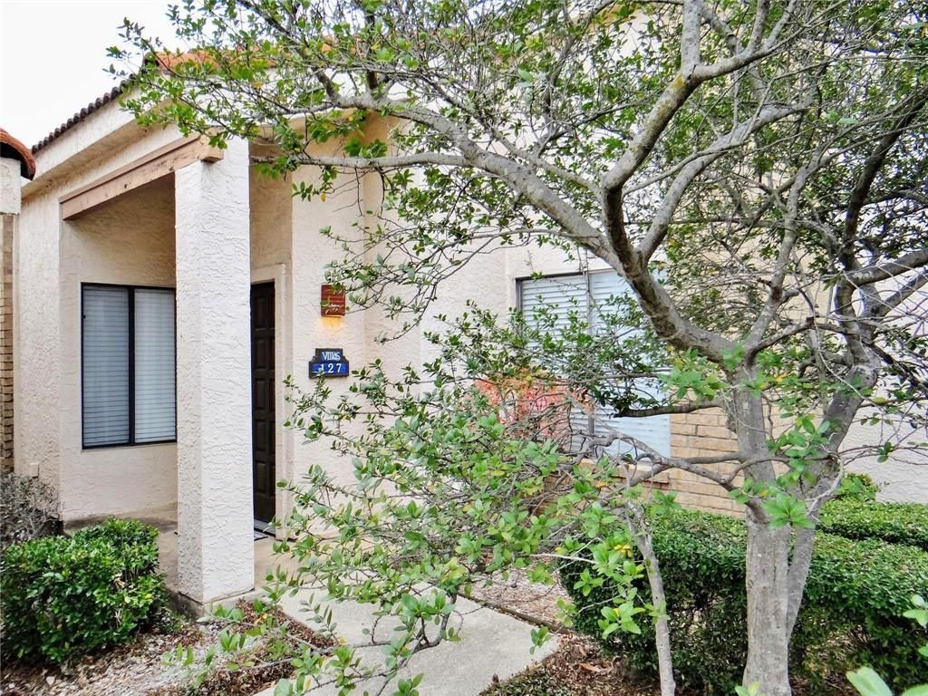 517 Ranch Trail 127, Irving