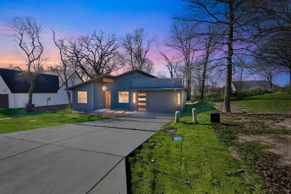 320 Splitrail Drive, Mabank