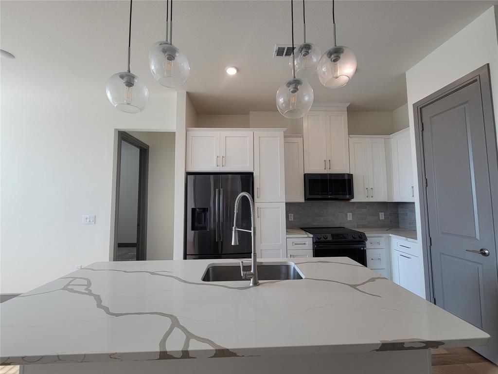 2700 Old Denton Road 3363, Carrollton