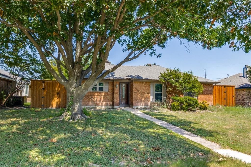 2218 Fuqua Road, Rowlett