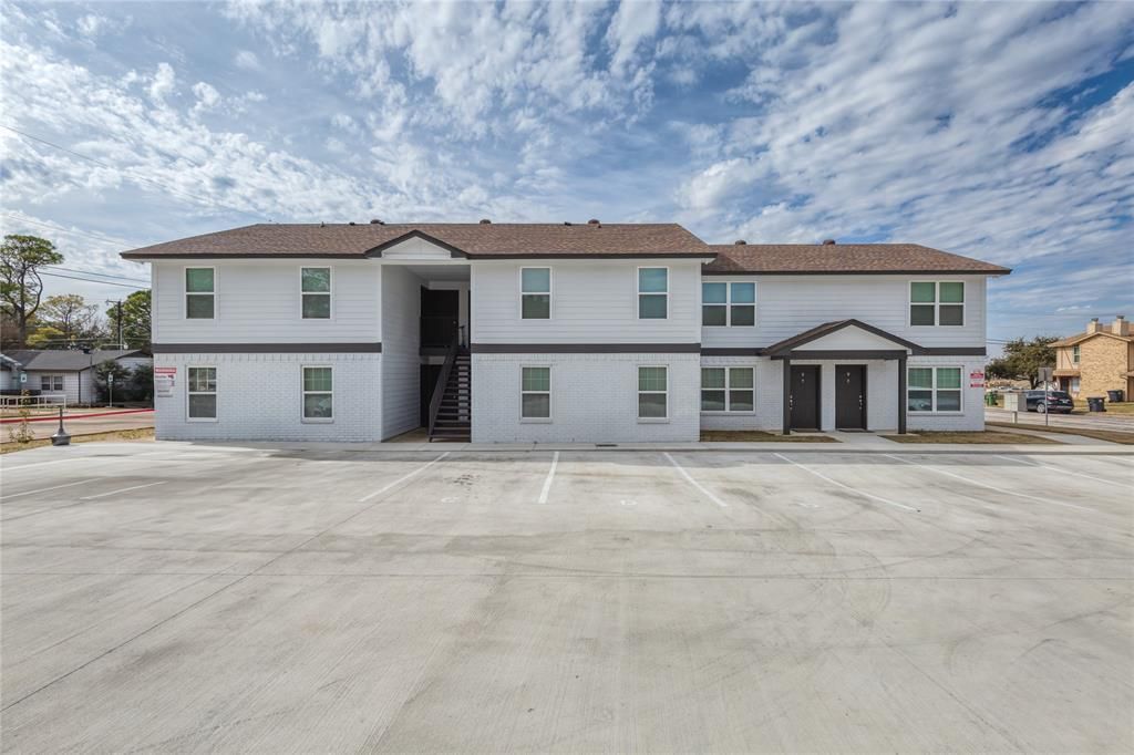 2016 Paisley Drive C, Arlington