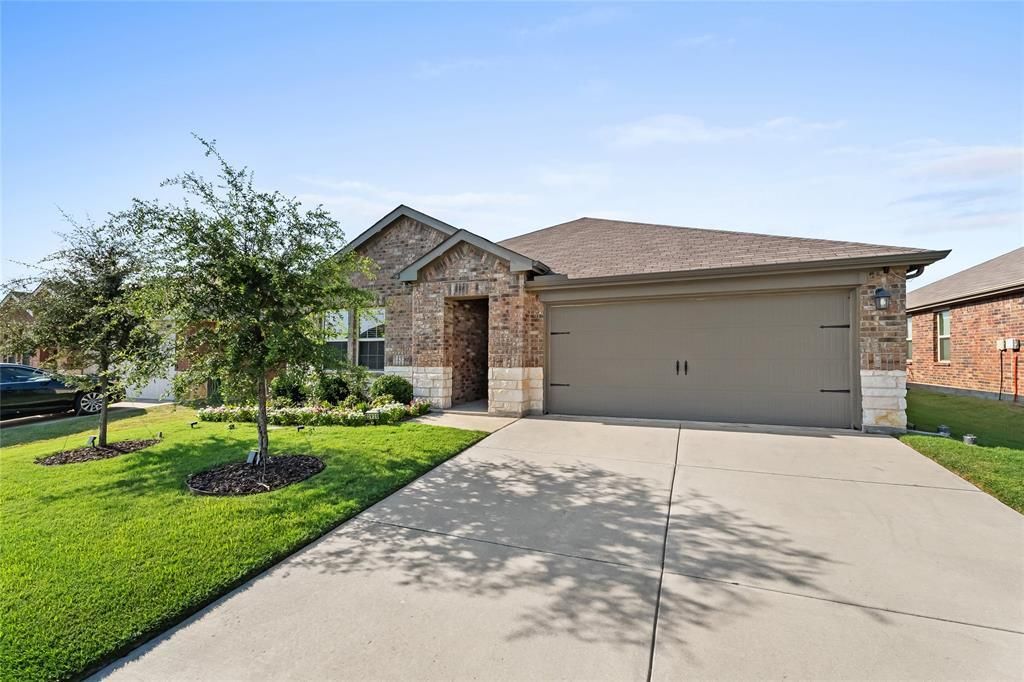 2920 Roper Street, Royse City