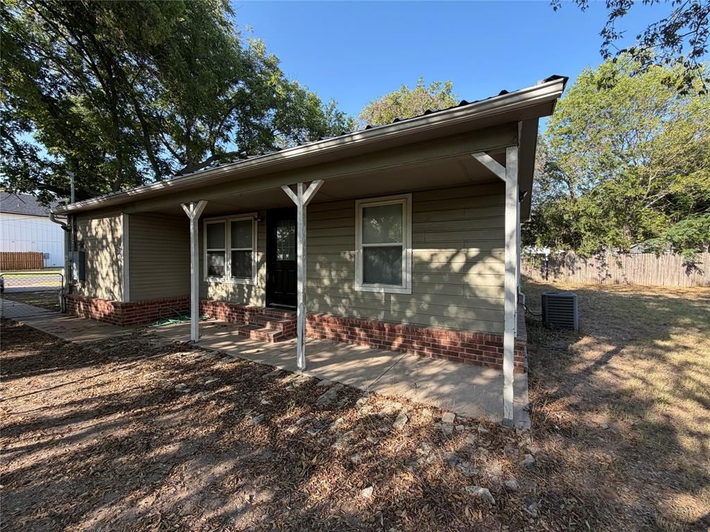 979 W Pecan Street, Stephenville