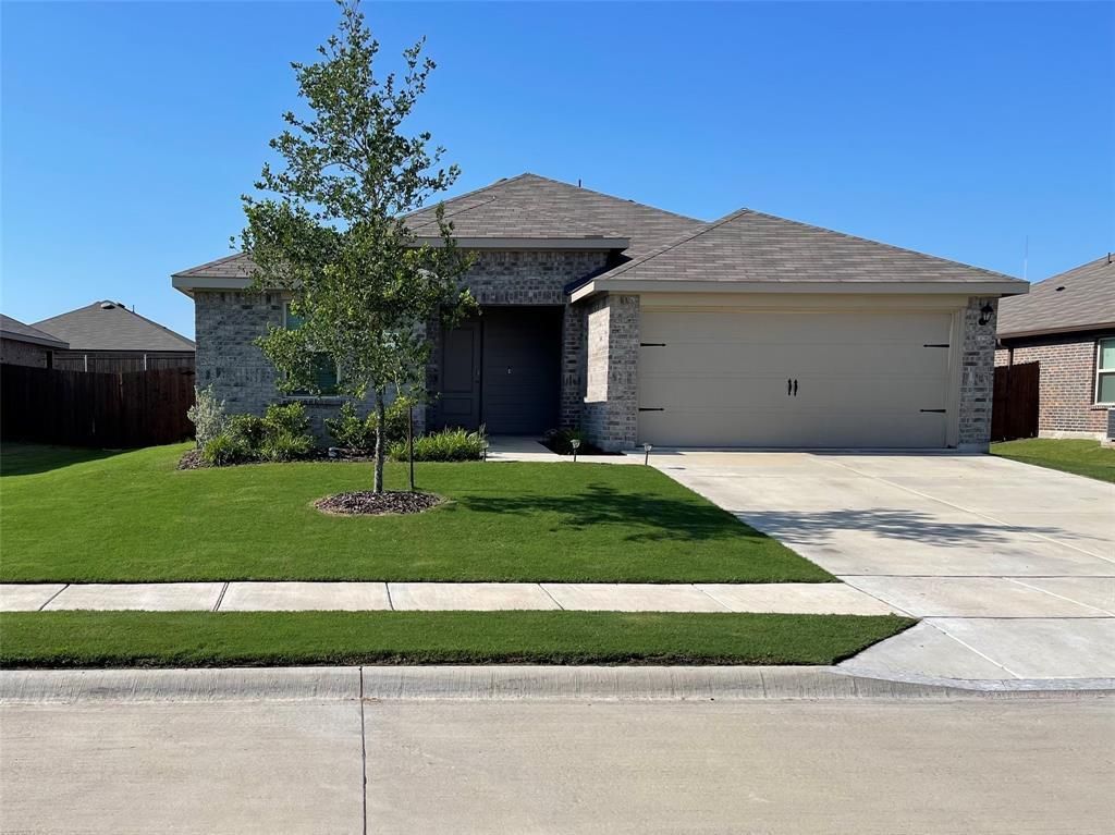 908 Old Bluff Road, Royse City