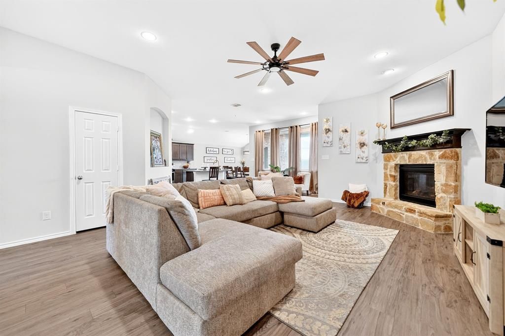 1175 Waterscape Boulevard, Royse City
